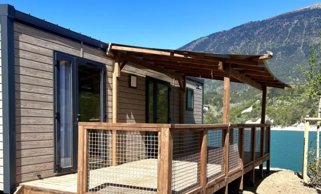 Pose terrasse pour mobil-home à Biscarrosse , Biscarrosse, CT Landes Services